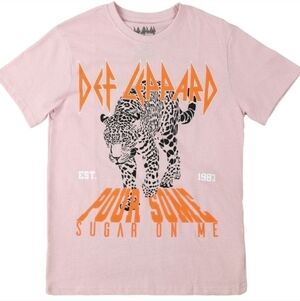 Def Leppard "Pour Some Sugar On Me" Pink Graphic Band T-shirt, Size XL. NWT